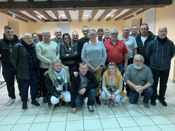 LES MEMBRES DE L'AMICALE